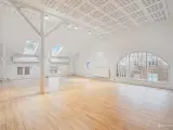 Kontor i tidligere fabriksbygning - 2