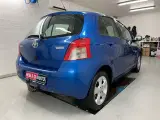 Toyota Yaris 1,3 Sol - 4