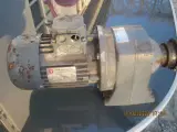 Gearmotor