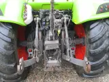 CLAAS Arion 440 Med frontlæsser - 4