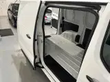 Toyota ProAce 1,5 D 120 Medium Comfort - 4