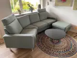 Velholdt buet sofa i lys grøn stof - 2