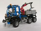 LEGO Technic Off-road truck - 2