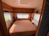 2004 dethleffs Bedouin  580 - 5
