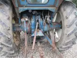 Ford 6600 - 4