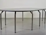 Bent krogh mødebord med nymalet grå bordplade på ben i krom - 4