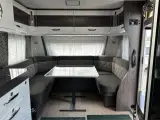 2025 - Hobby Prestige 560 WFU   Dejlig vogn med rundsidegruppe og franskseng fra Hinshøj Caravan A/S - 2
