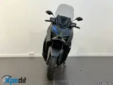 Yamaha X-Max 300 Tech Max - 4