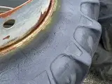 Kléber 520/70 R38 med låse - 3