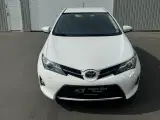 Toyota Auris 1,6 T2+ Skyview - 2