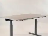 140 x 80 Hæve/sænkebord fra HolmrisB8