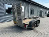 Ifor Williams Model 4 lille maskintrailer med ramper. - 2