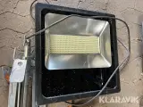 LOT: LED lamper Co2lights Indus-zfl 200W 4000k / 1800lm - 5