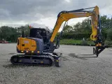 XCMG XE80E - 4