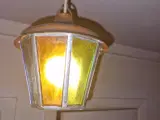 Antik lampe m farvet blyindfattet glas