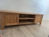 Tv bord i egetræ