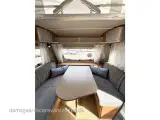 2015 - Hymer Feeling 425   Dobbeltseng-Mover-Let vogn - 5