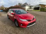 Toyota Auris 1,3 VVT-i T2 - 2