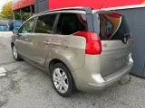 Peugeot 5008 2,0 HDi 150 Style 7prs - 4