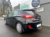 Hyundai i30 1,6 CRDi 110 Comfort Eco - 3