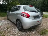 Peugeot 208 1,6 e-HDi 92 Allure - 2