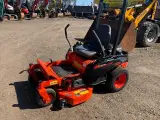 Kubota Z122R - 2