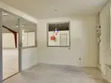 Storbutik på bedste placering - Billig leje - 3