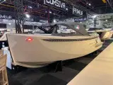 Corsiva 750 Tender - 2