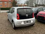 VW Up! 1,0 75 Move Up! - 4