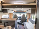 2025 - Knaus L!VE TI Wave 650 MF Platinium Selection   Del-integreret med plads til 4 - 3