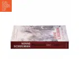 Pigen med sne i håret af Ninni Schulman fra People&#39;sPress - 2