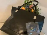 Ny Bon Goût shopper