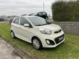 Kia Picanto 1,0 Exclusive 69HK 5d - 3