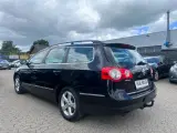 VW Passat 1,6 TDi 105 BlueMotion Variant - 2