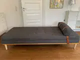 Daybed mørkegrå med pude