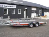 Brian James A 4 autotrailer - 5