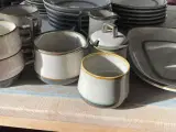 B&G Stoneware Tema se tekst