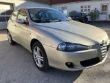 Alfa Romeo 147  2,0 Twin Spark - 2