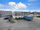 Flot og fleksibel ejendom på Industrivej 51 i Roskilde til lager kontor og showroom. - 2