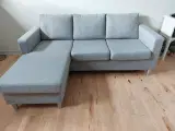 Lille 3-pers sofa m/vendbar chaiselong