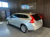 Volvo V60 2,0 D3 150 Momentum - 4