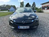 Opel Astra 1,6 T 200 Dynamic - 2