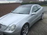 Mercedes Sports Coupe. - 2