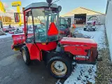 Antonio Carraro HTS 4400 SP  Med redskaber - 4