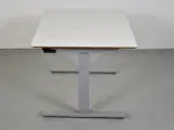 Scan office hæve-/sænkebord med hvid laminat og kabelbakke, 120 cm. - 4