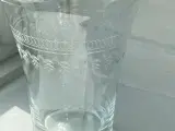 Karafel af klart glas m sirlige slibninger - 5