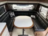 2016 - Polar Svit 560 CTH   Luksus Polar vintervogn med fransk dobbeltseng fra Hinshøj Caravan - 4