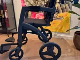Rollz Motion kombineret kørestol og rollator.  - 2