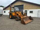 Case 580 F - 2