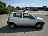 Toyota Yaris 1,0 Luna - 3